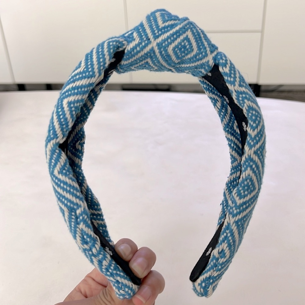 Lele Sadoughi Diamond Woven Knotted Headband in Turquoise Blue and White - Picture 4 of 4
